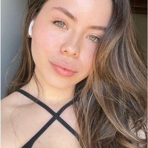 Meet your Posher, Stefania